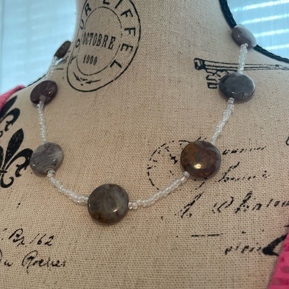 Genuine Gorgeous Grey Agate Necklace with Glass Beads - Picture 4 of 7